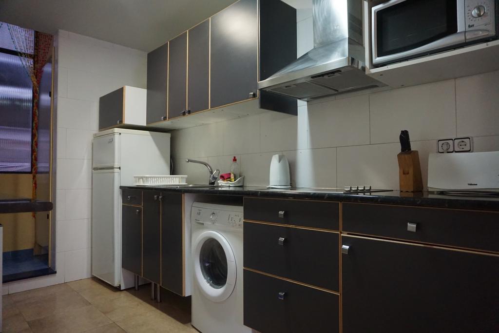 ברצלונה Aparteasy - Montjuic & Fira מראה חיצוני תמונה